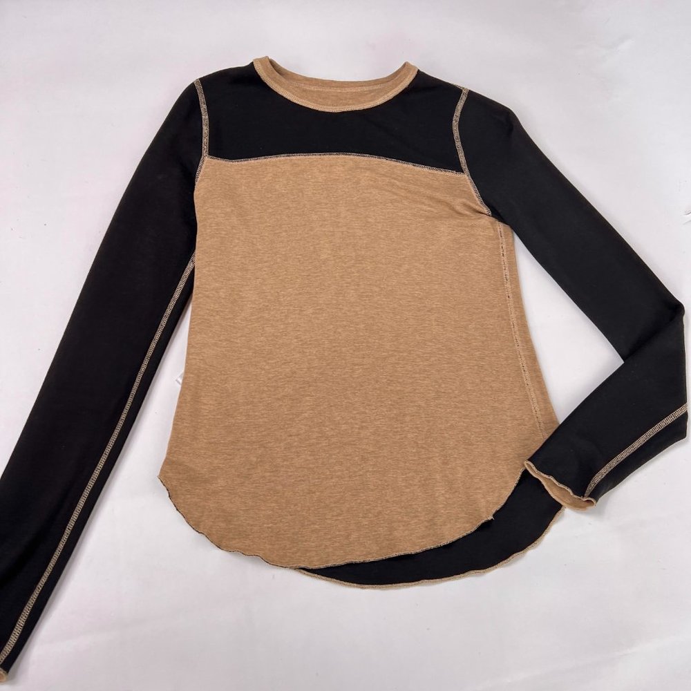 Three Dots Reversible Beige Black Colorblock Long Sleeve Stretch Top XS USA Made - Picture 4 of 7